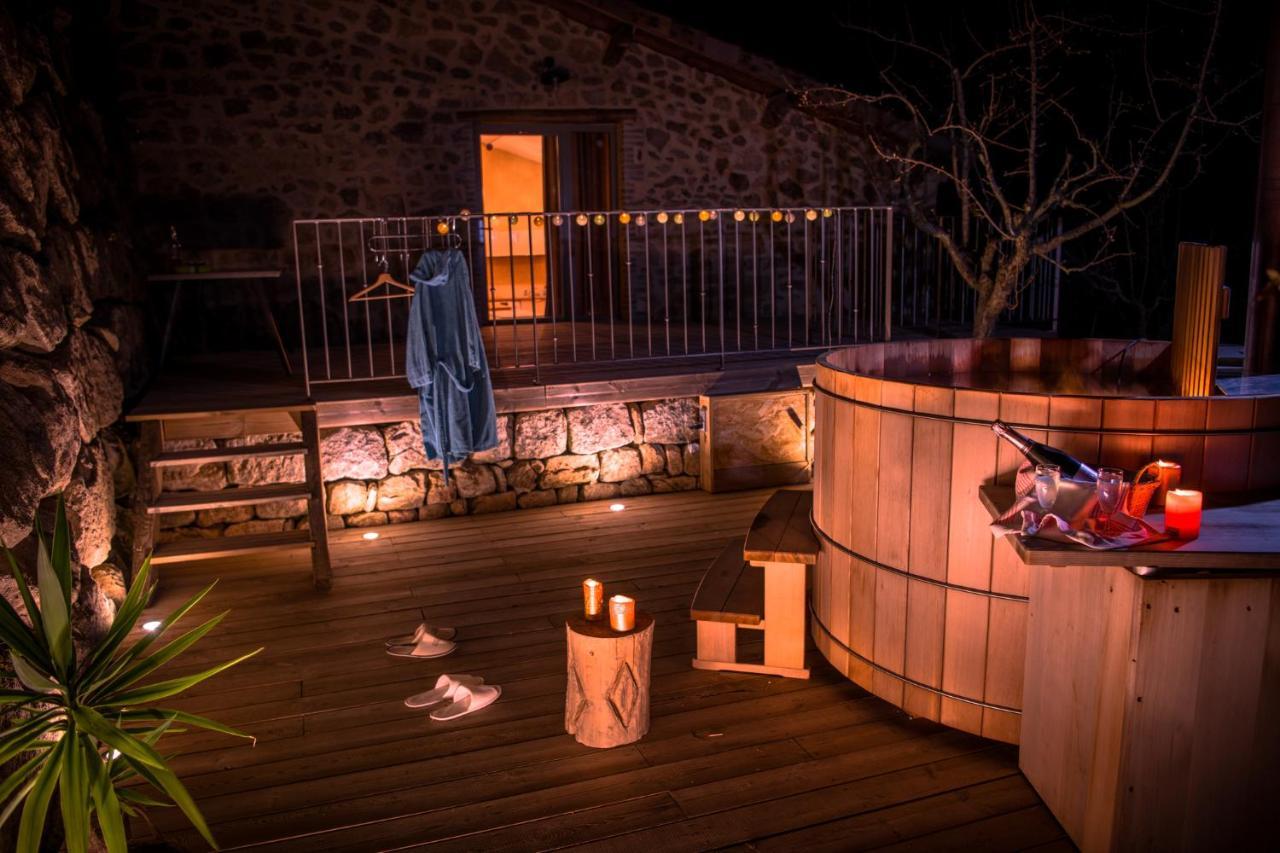 Gites De L'Alouette Boffres Esterno foto